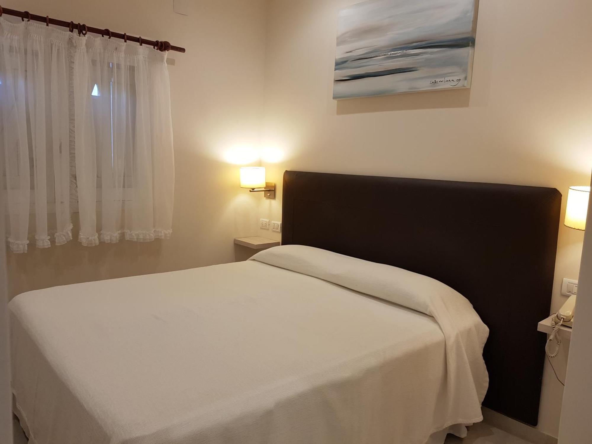108 Y El Mar - Hotel Tejas Rojas Villa Gesell Quarto foto